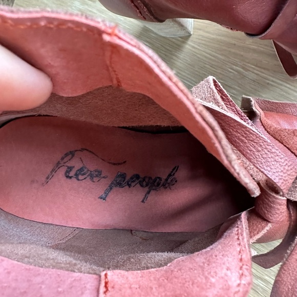 Free People Leather Booties with ties. Cognac Size 37. - Picture 5 of 10